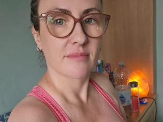BritishBellaxx webcam livesex profile in curvy cams