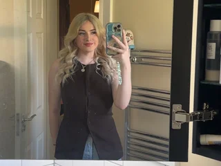 BritishLexie webcam livesex profile