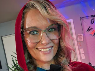 NinaNicoleRoyale video
