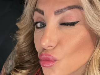cococheri Mature webcam from France